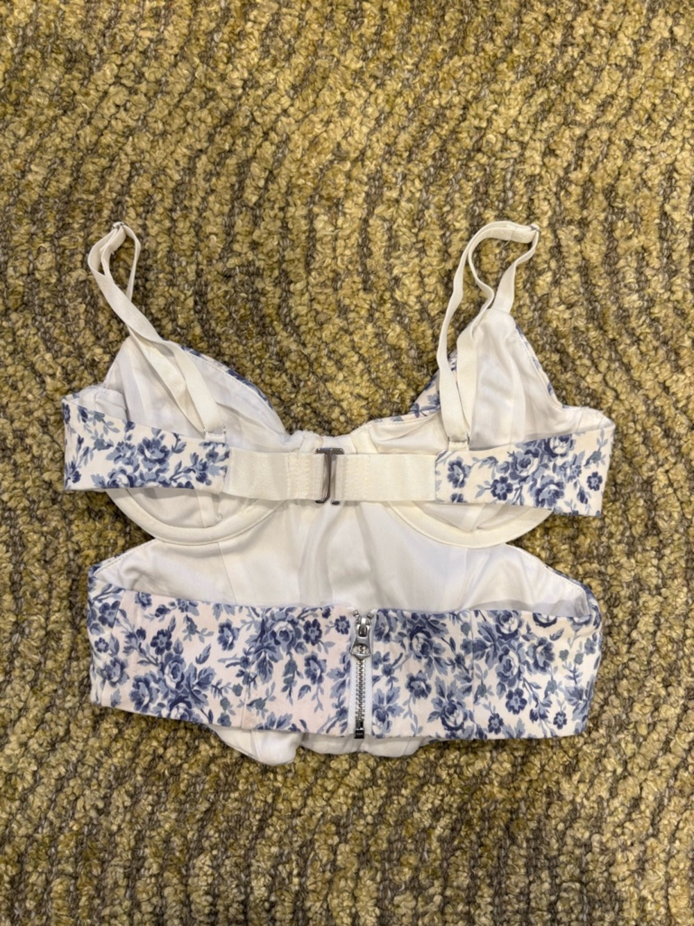 Garage Bianca Cut Out Corset - Picture 5 of 5